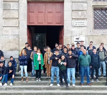 Alunos do 1. ano de TPA em Visita de Estudo  Agros e  Antiga Cadeia da Relao do Porto - 6 de dezembro de 2023